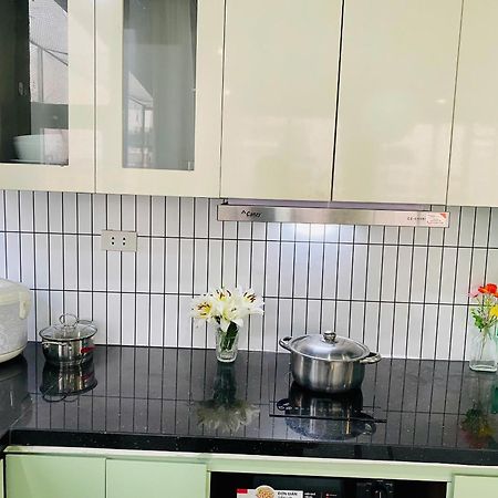 Luxe Paradise Residence 76 To Ngoc Van 河内 外观 照片